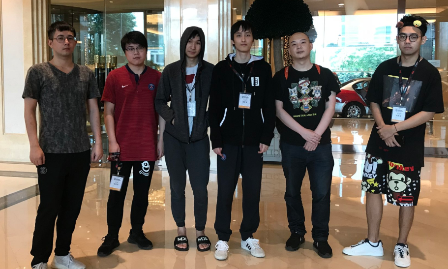 Meiko 加入 LPL 十年了！ Invictus Gaming 官方博客发布祝贺：祝你长寿，超过十年~