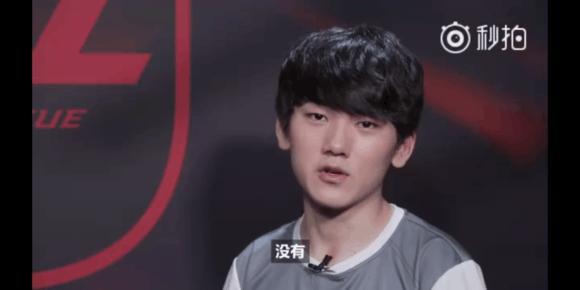 卡边闪现