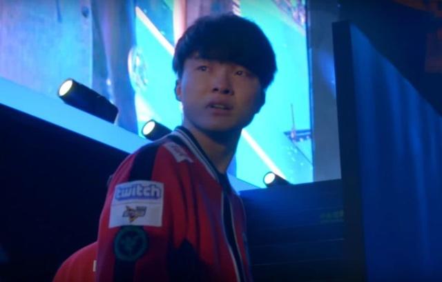 扑克高手如何利用位置（顶级牌手如何运用位置优势）